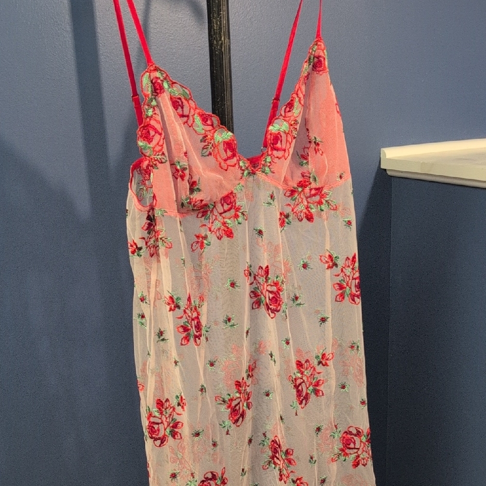 Victoria's Secret Floral Lace Chemise - Red and Green